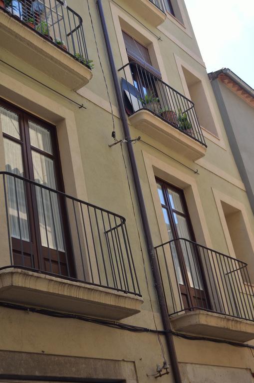Apartment Housing Ginesta 9 *